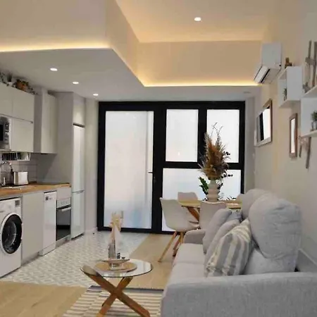 Beautiful Modern Loft 1km From The Sea In Daire Valensiya