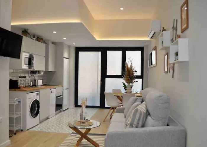 Beautiful Modern Loft 1km From The Sea In Apartmán Valencie
